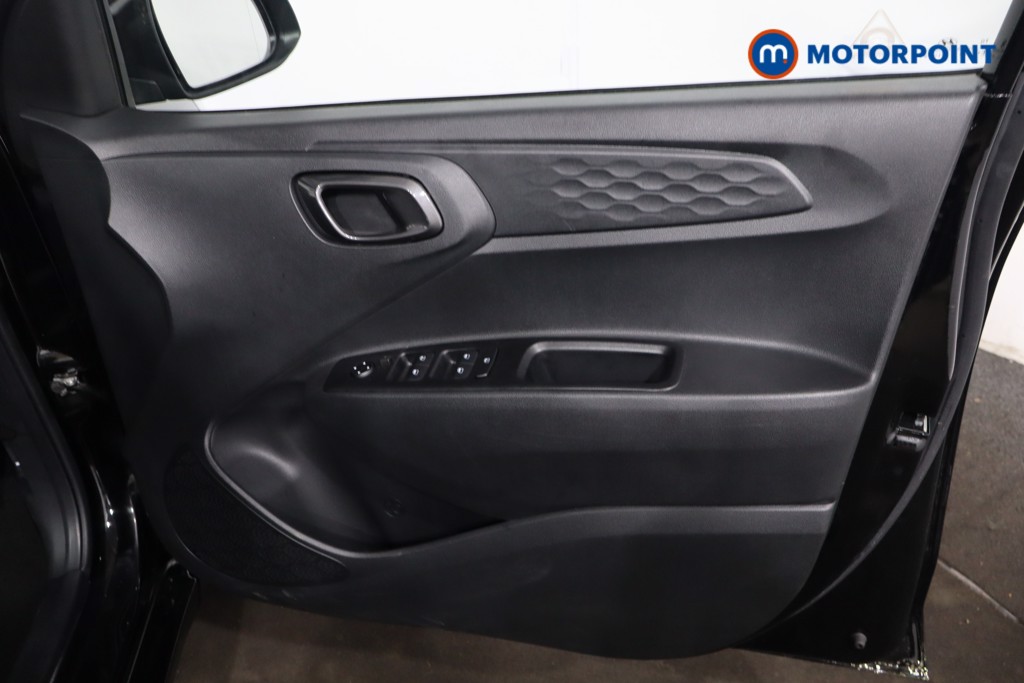 Hyundai I10 Advance Automatic Petrol Hatchback - Stock Number (1618072) - 21st supplementary image