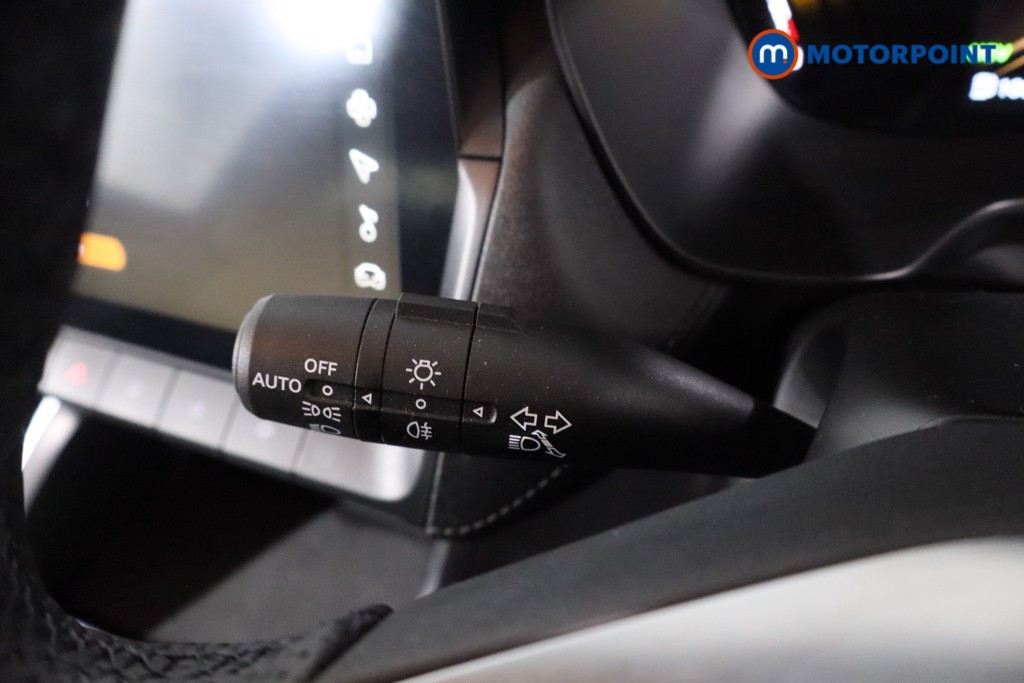 Mg Motor Uk ZS Trophy Automatic Petrol-Electric Hybrid SUV - Stock Number (1618091) - 14th supplementary image