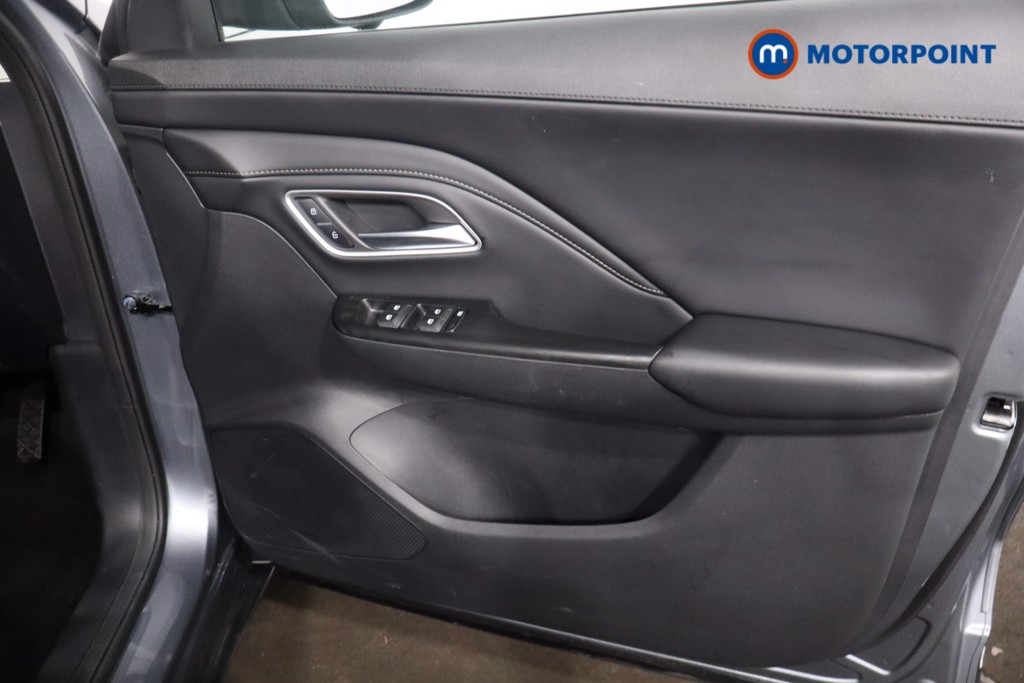 Mg Motor Uk ZS Trophy Automatic Petrol-Electric Hybrid SUV - Stock Number (1618091) - 24th supplementary image