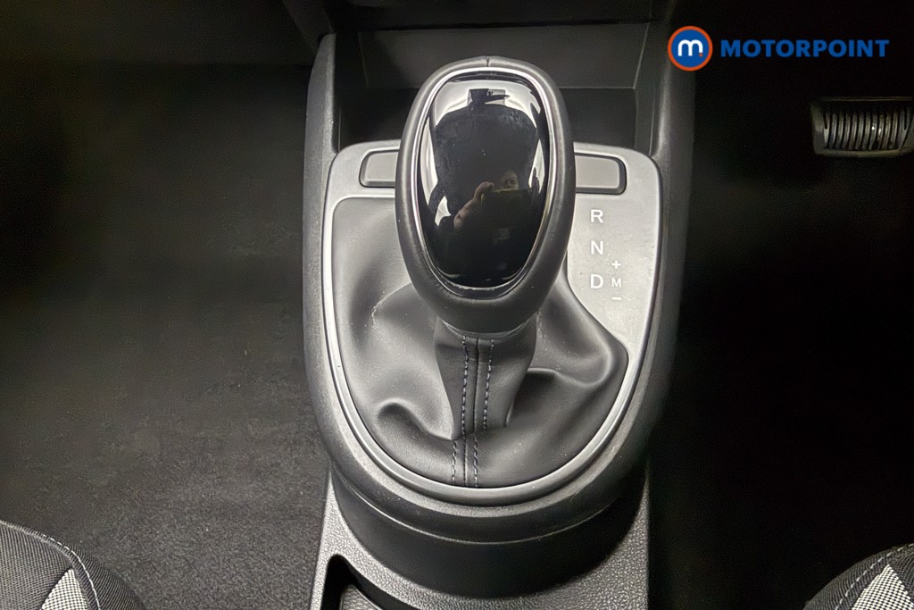 Hyundai I10 Advance Automatic Petrol Hatchback - Stock Number (1618094) - 7th supplementary image