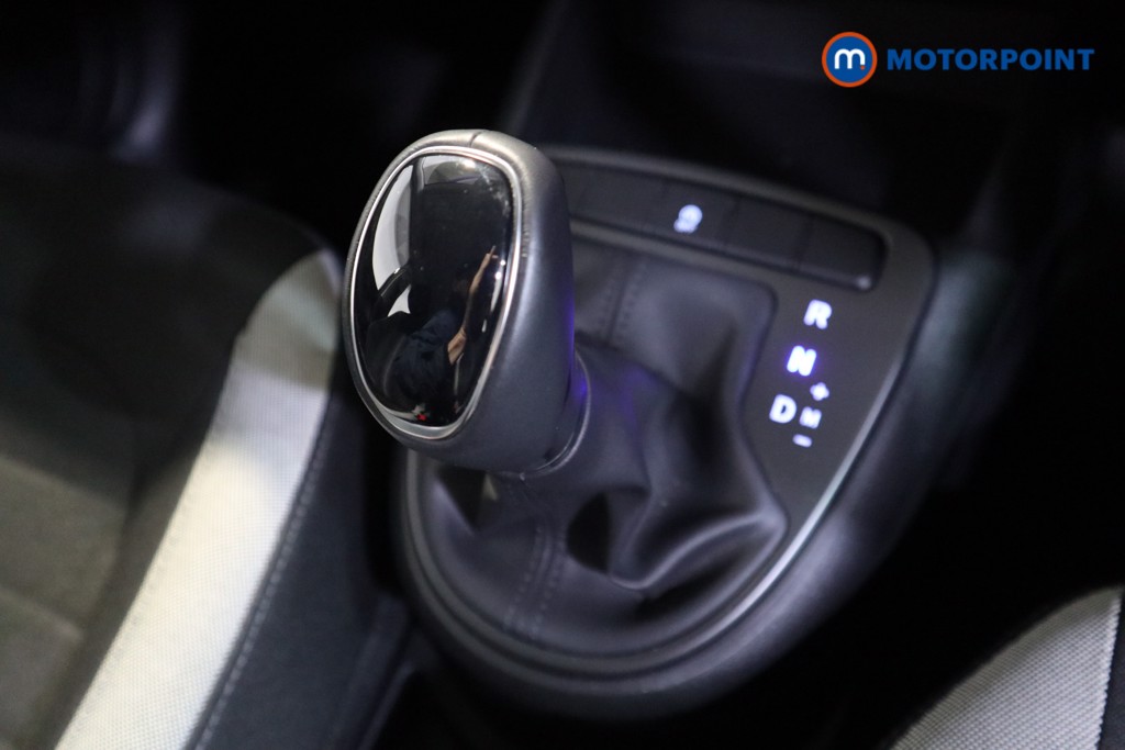 Hyundai I10 Advance Automatic Petrol Hatchback - Stock Number (1618104) - 11th supplementary image