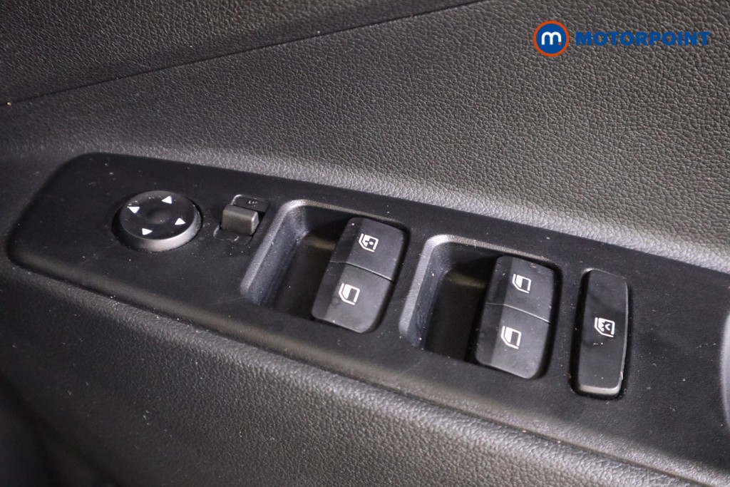 Hyundai I10 Advance Automatic Petrol Hatchback - Stock Number (1618104) - 15th supplementary image