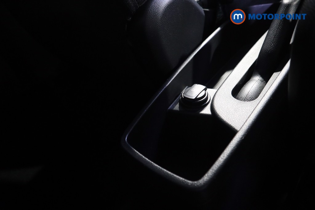 Hyundai I10 Advance Automatic Petrol Hatchback - Stock Number (1618104) - 20th supplementary image