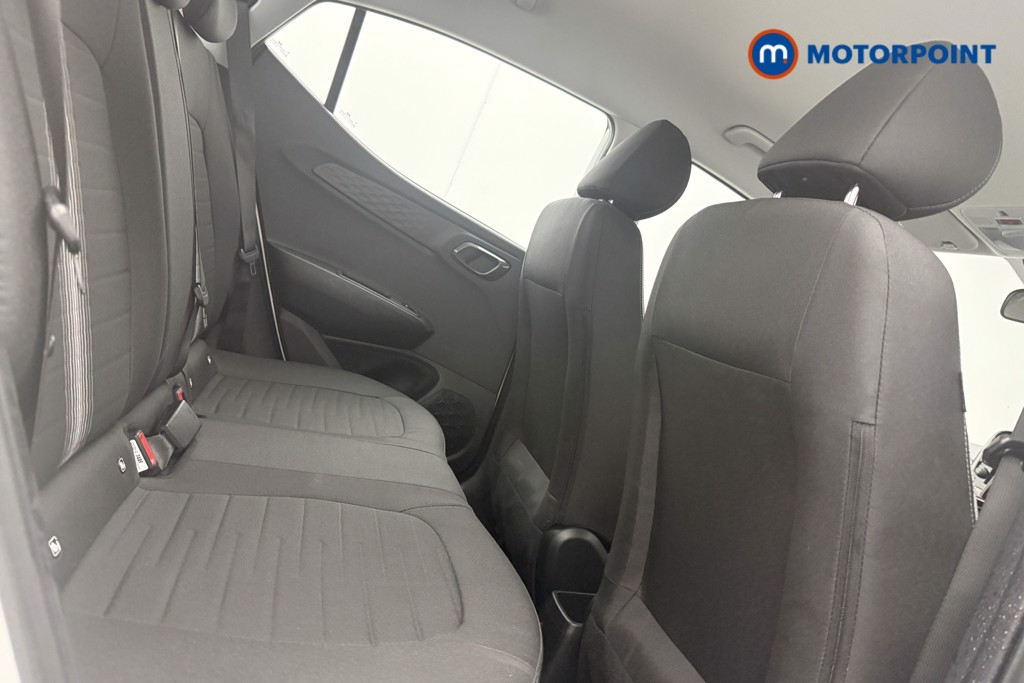 Hyundai I10 Advance Automatic Petrol Hatchback - Stock Number (1618136) - 9th supplementary image