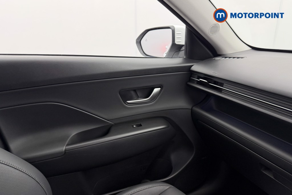 Hyundai Kona Ultimate Automatic Petrol-Electric Hybrid SUV - Stock Number (1618166) - 10th supplementary image