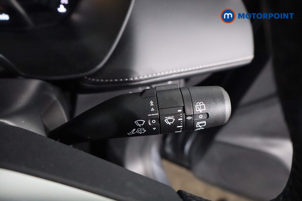 Mg Motor Uk ZS Trophy Automatic Petrol-Electric Hybrid SUV - Stock Number (1618255) - 15th supplementary image