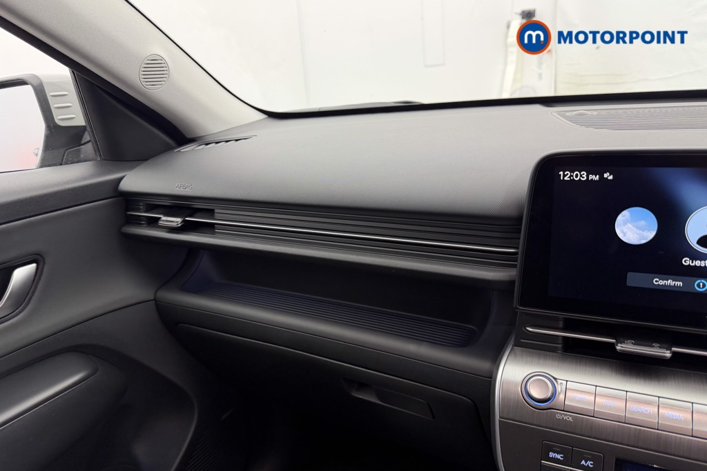 Hyundai Kona Ultimate Automatic Petrol-Electric Hybrid SUV - Stock Number (1618322) - 9th supplementary image