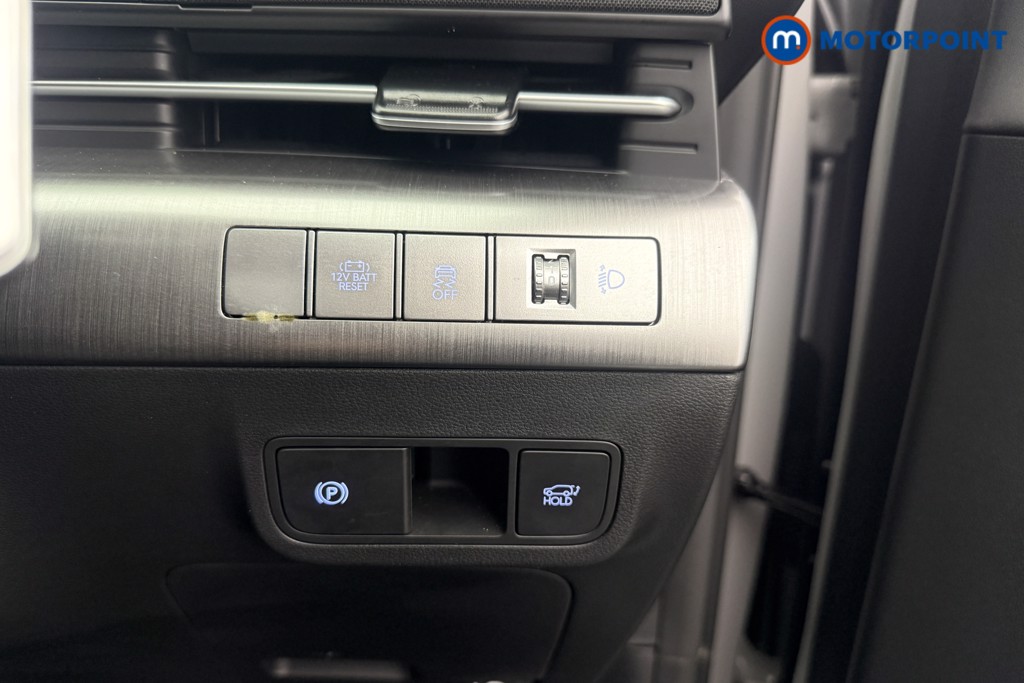 Hyundai Kona Ultimate Automatic Petrol-Electric Hybrid SUV - Stock Number (1618370) - 9th supplementary image
