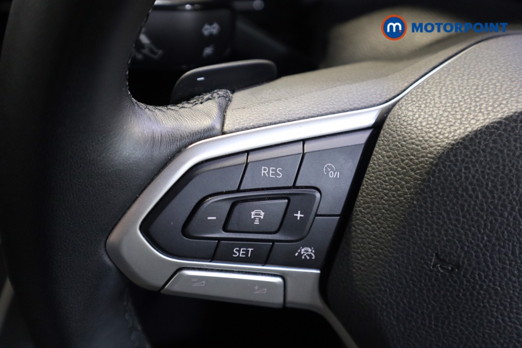 Volkswagen Golf Style Automatic Diesel Hatchback - Stock Number (1618379) - 3rd supplementary image