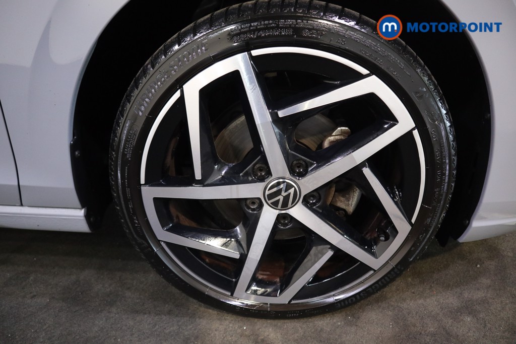 Volkswagen Golf Style Automatic Diesel Hatchback - Stock Number (1618379) - 23rd supplementary image