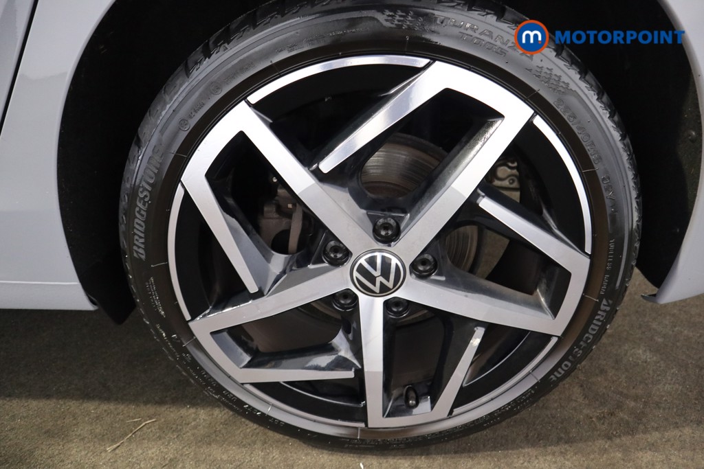 Volkswagen Golf Style Automatic Diesel Hatchback - Stock Number (1618379) - 25th supplementary image