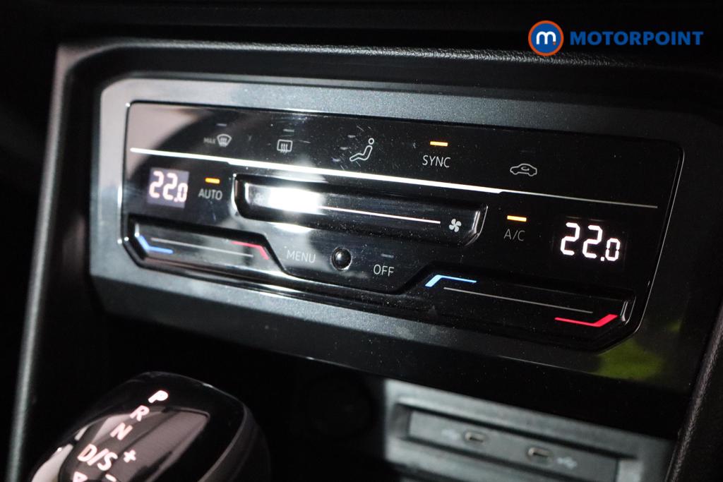 Volkswagen Tiguan Life Automatic Petrol SUV - Stock Number (1618671) - 4th supplementary image