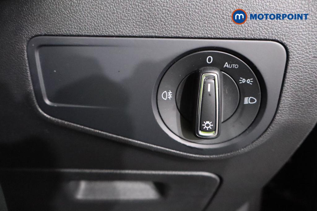 Volkswagen Tiguan Life Automatic Petrol SUV - Stock Number (1618671) - 12th supplementary image
