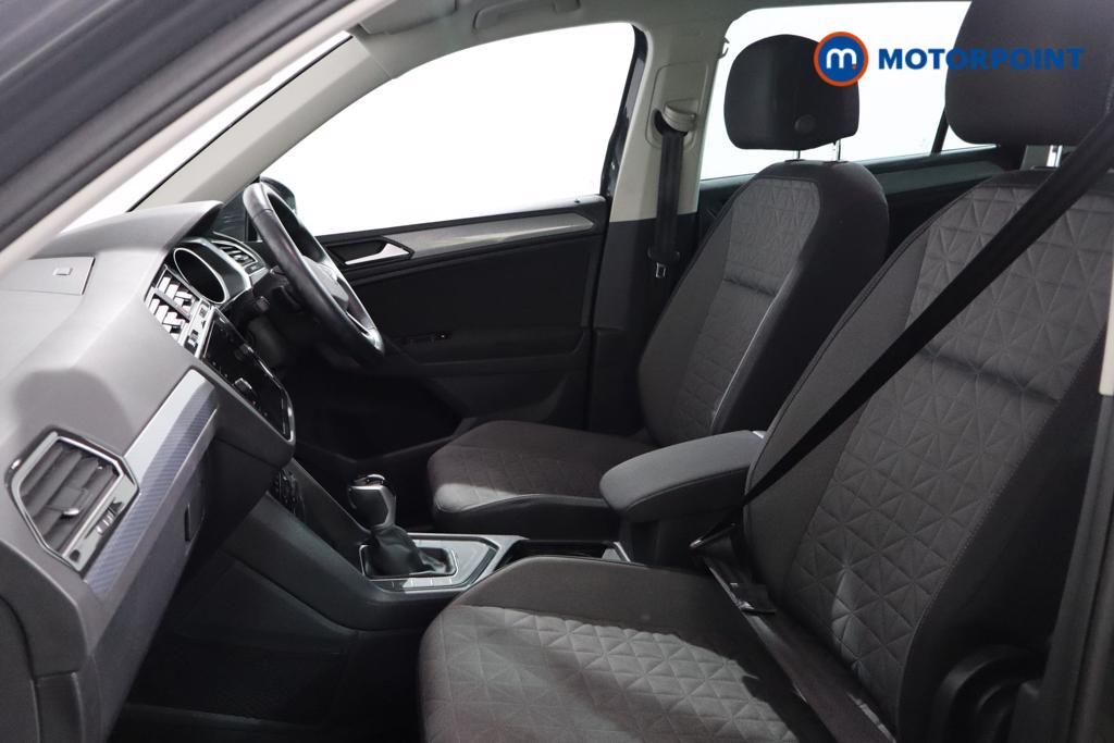 Volkswagen Tiguan Life Automatic Petrol SUV - Stock Number (1618671) - 14th supplementary image