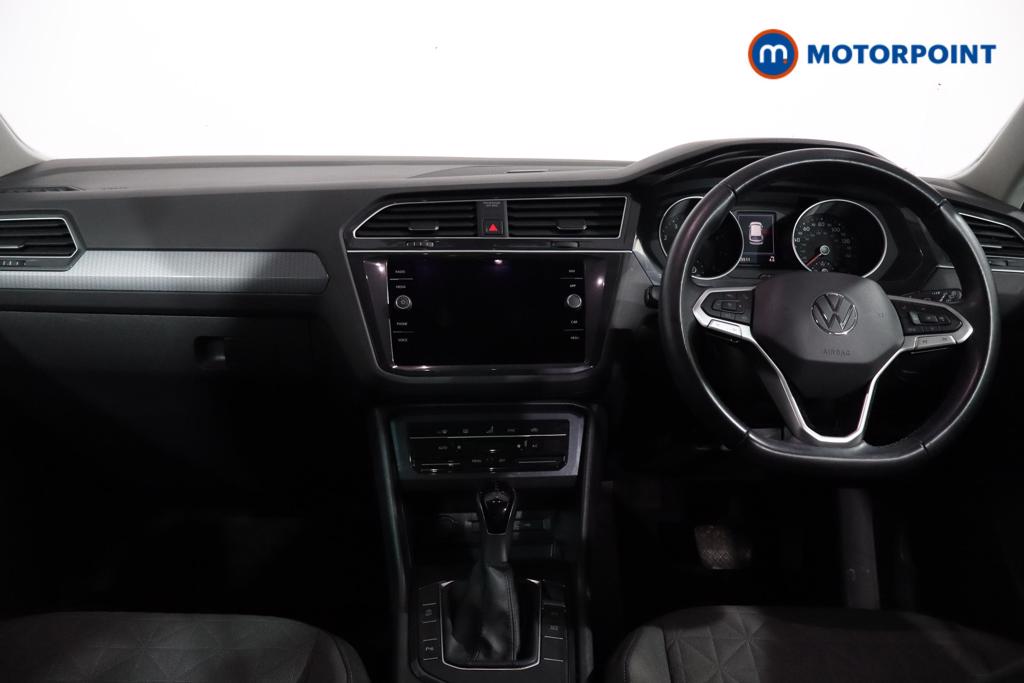 Volkswagen Tiguan Life Automatic Petrol SUV - Stock Number (1618671) - 1st supplementary image