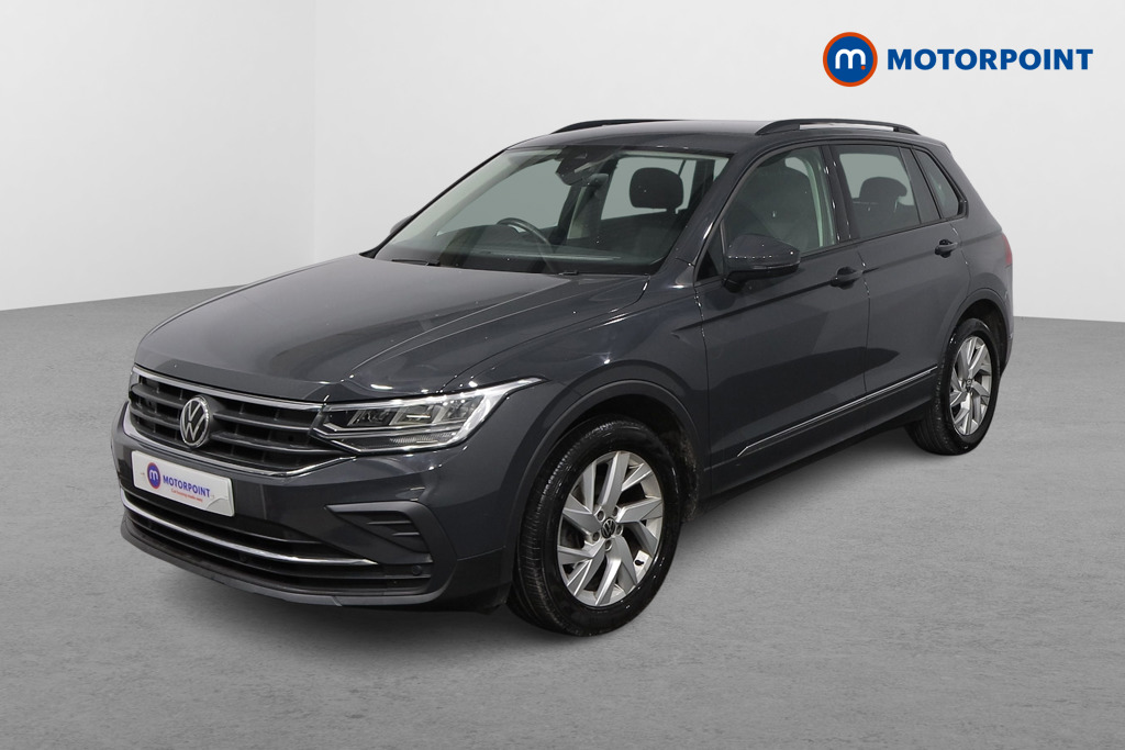 Volkswagen Tiguan Life Automatic Petrol SUV - Stock Number (1618671) - Passenger side front corner