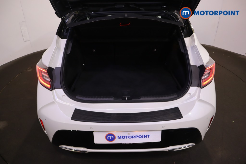 Toyota Corolla Excel Automatic Petrol-Electric Hybrid Hatchback - Stock Number (1618861) - 9th supplementary image