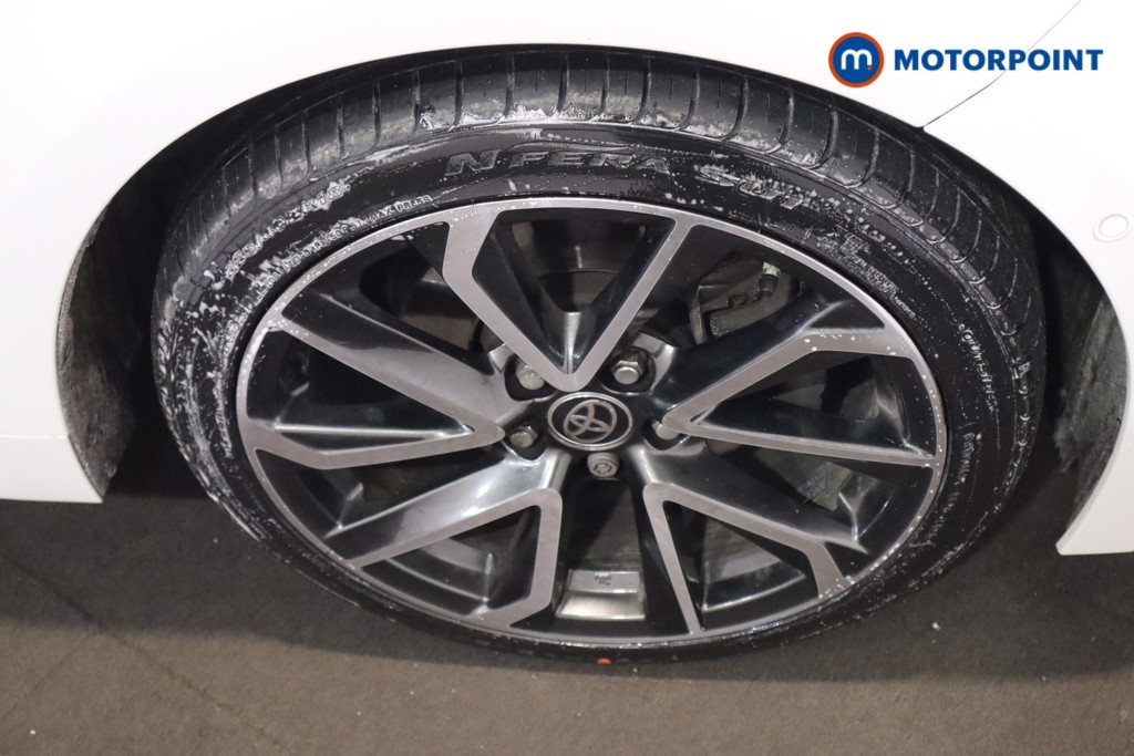 Toyota Corolla Excel Automatic Petrol-Electric Hybrid Hatchback - Stock Number (1618861) - 12th supplementary image