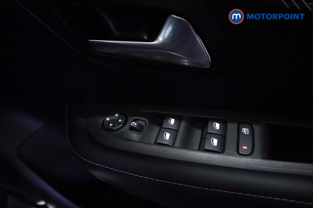 Peugeot 208 Allure Manual Petrol Hatchback - Stock Number (1618953) - 3rd supplementary image