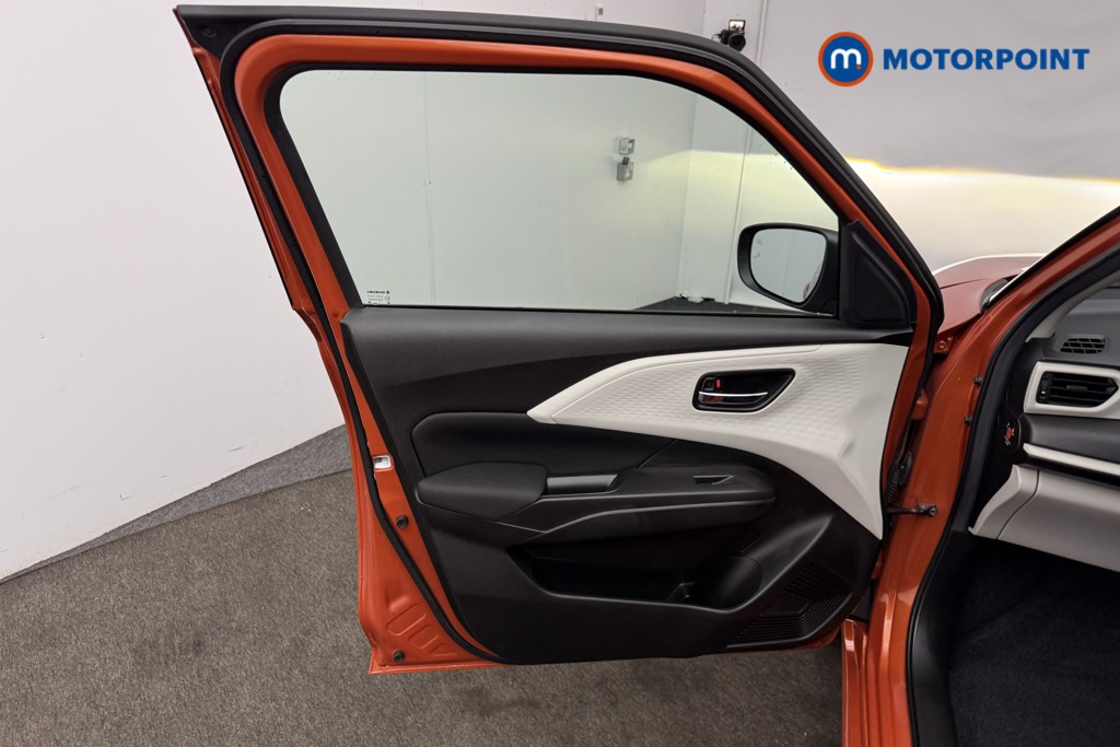 Suzuki Swift Motion Automatic Petrol Hatchback - Stock Number (1619207) - 4th supplementary image