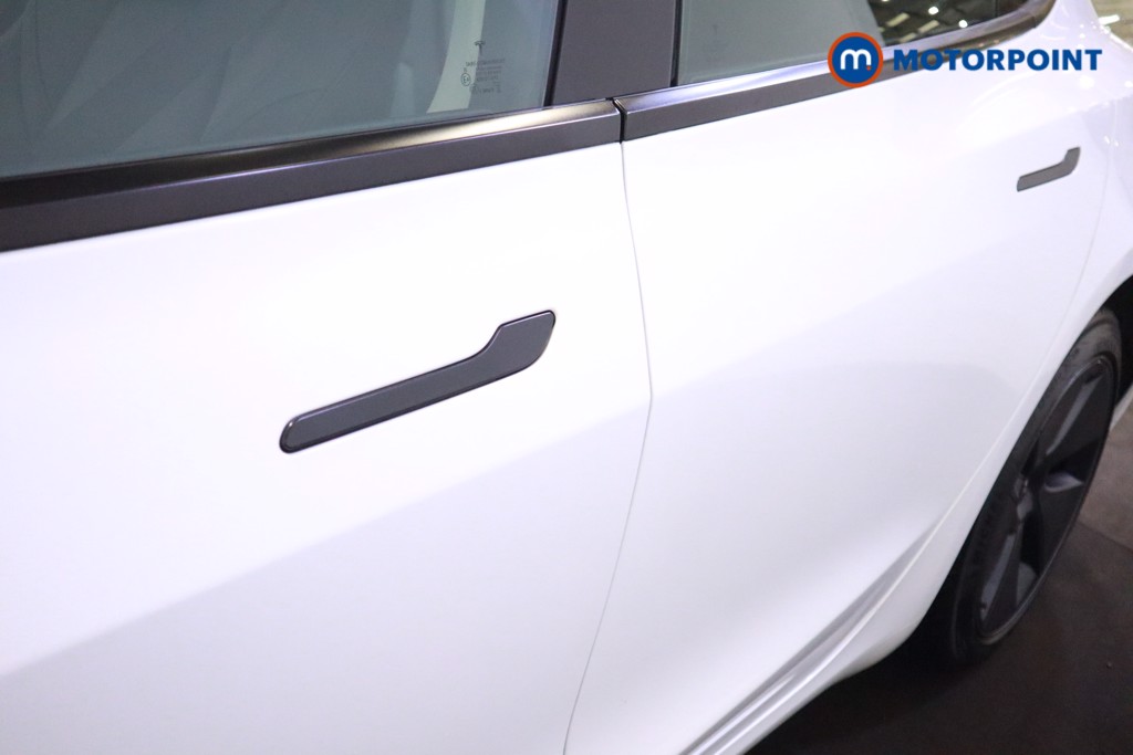 Tesla Model 3 Rwd 4Dr Auto Automatic Electric Saloon - Stock Number (1619338) - 34th supplementary image