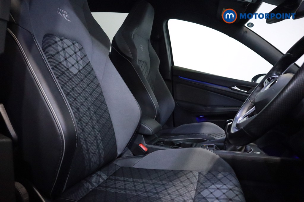 Volkswagen Golf R-Line Manual Petrol Hatchback - Stock Number (1619540) - 5th supplementary image