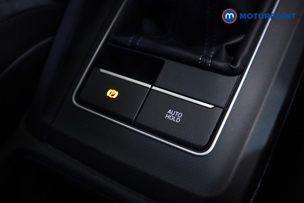 Volkswagen Golf R-Line Manual Petrol Hatchback - Stock Number (1619540) - 23rd supplementary image