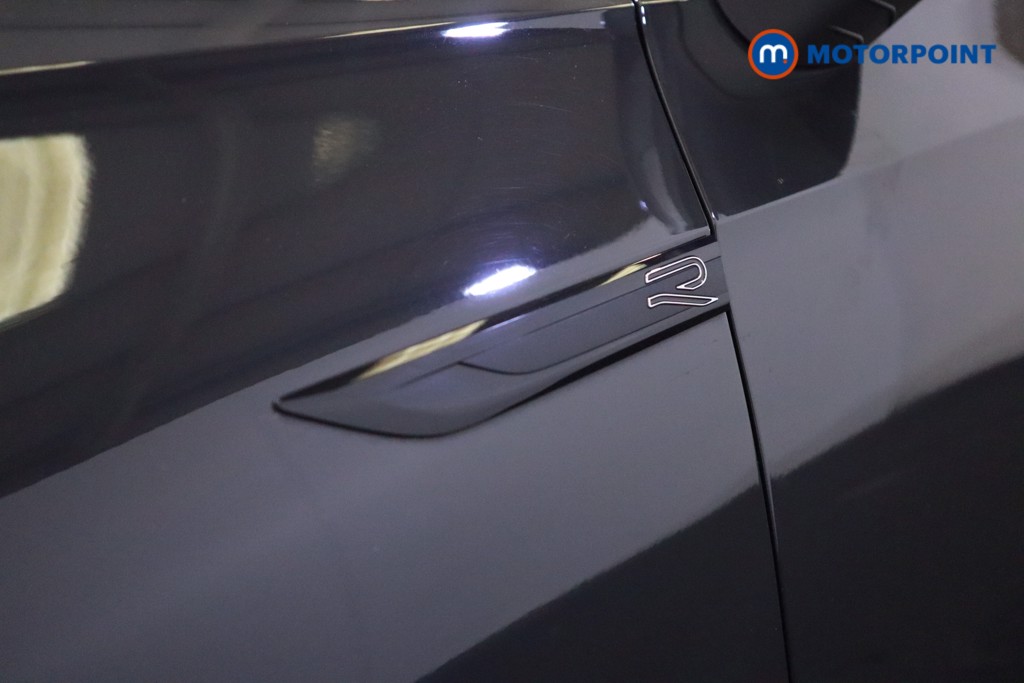 Volkswagen Golf R-Line Manual Petrol Hatchback - Stock Number (1619540) - 42nd supplementary image