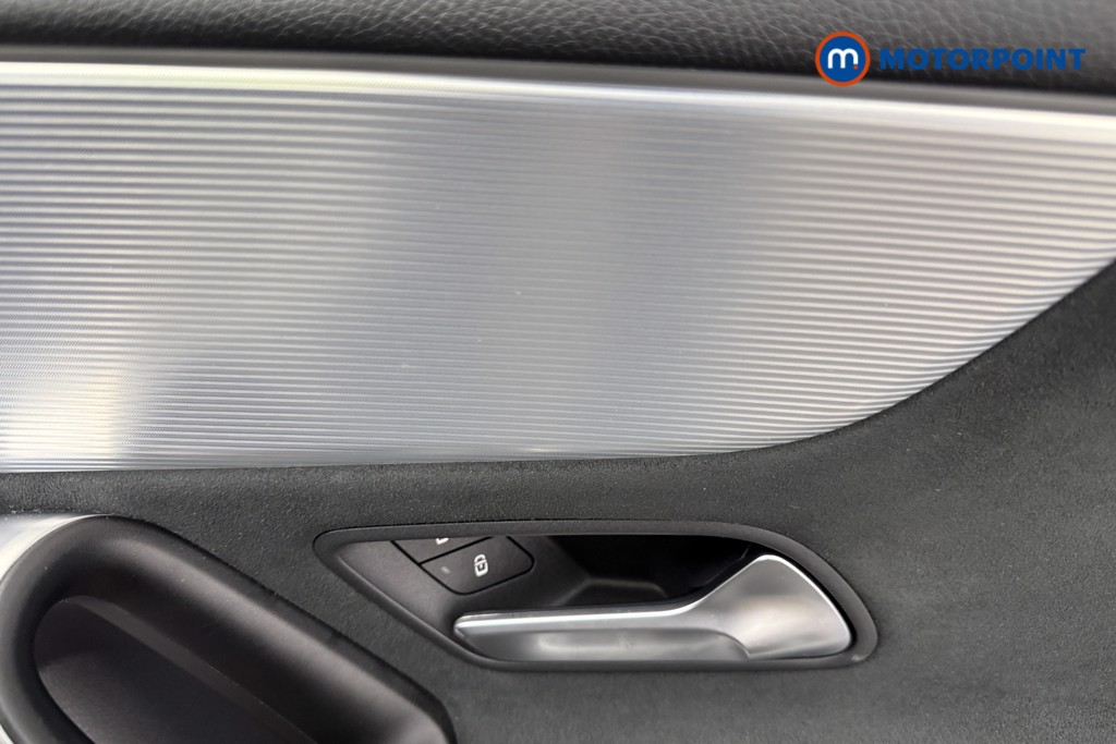 Mercedes-Benz A Class Amg Line Automatic Petrol Hatchback - Stock Number (1619543) - 18th supplementary image