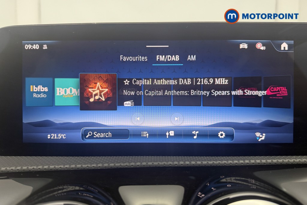 Mercedes-Benz A Class Amg Line Automatic Petrol Hatchback - Stock Number (1619587) - 4th supplementary image