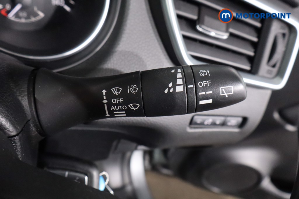 Nissan Qashqai Acenta Premium Manual Diesel SUV - Stock Number (1620132) - 15th supplementary image