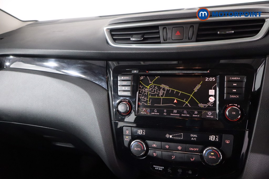 Nissan Qashqai Acenta Premium Manual Diesel SUV - Stock Number (1620132) - 18th supplementary image