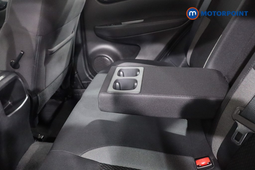 Nissan Qashqai Acenta Premium Manual Diesel SUV - Stock Number (1620132) - 25th supplementary image