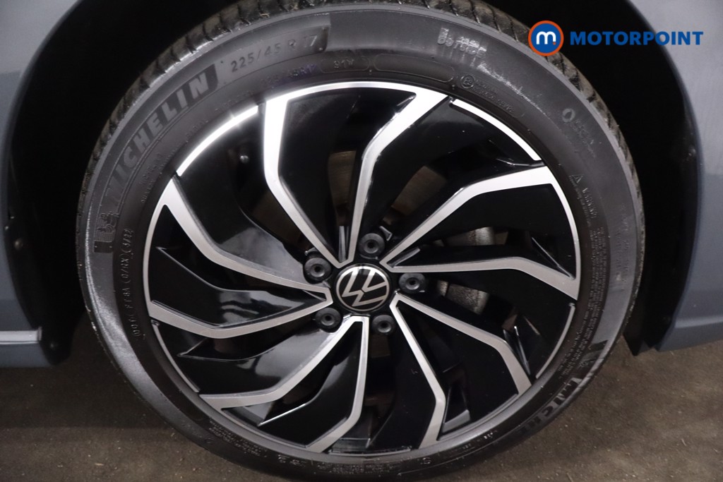 Volkswagen Golf Style Edition Manual Petrol Hatchback - Stock Number (1620161) - 9th supplementary image