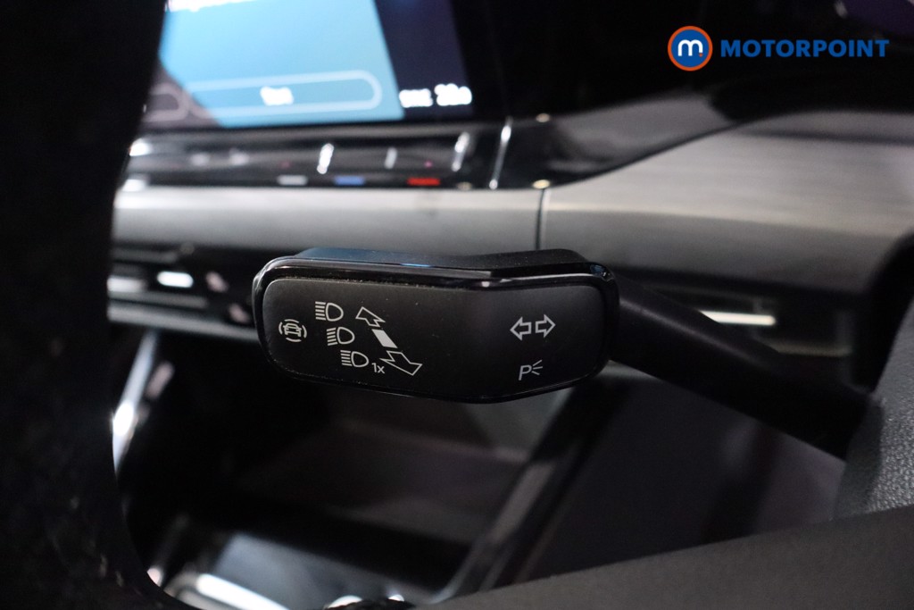 Volkswagen Golf Style Edition Manual Petrol Hatchback - Stock Number (1620161) - 14th supplementary image