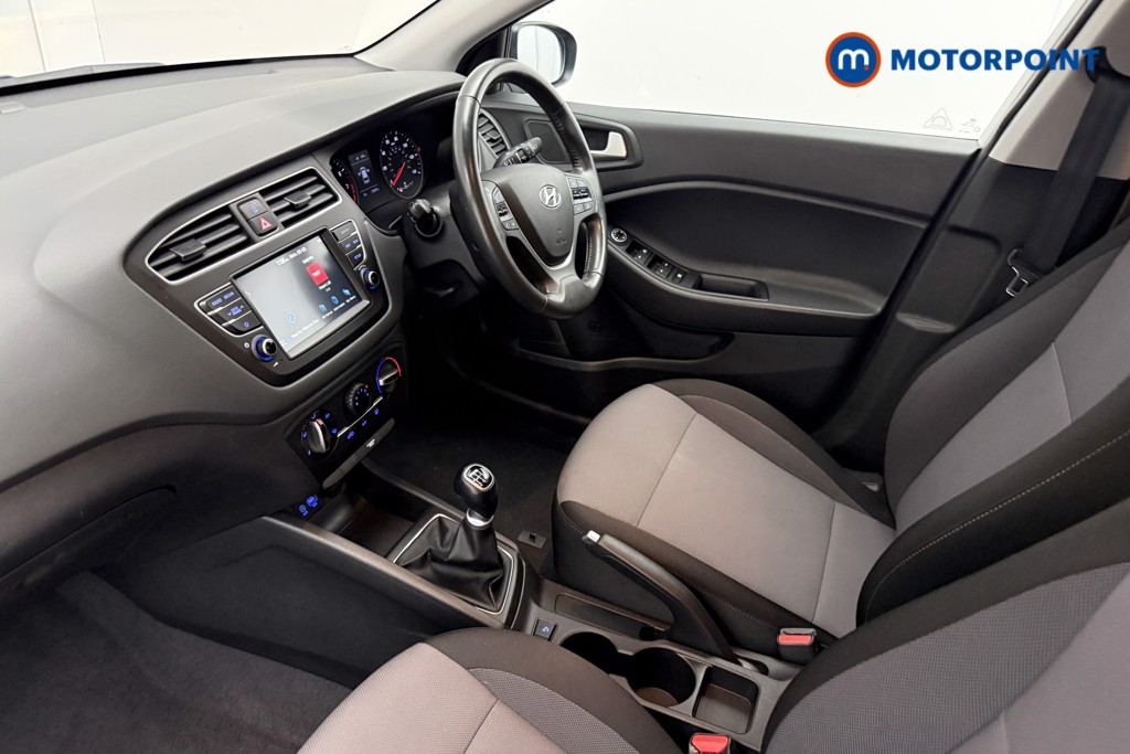 Hyundai I20 Play Manual Petrol Hatchback - Stock Number (1620586) - 2nd supplementary image