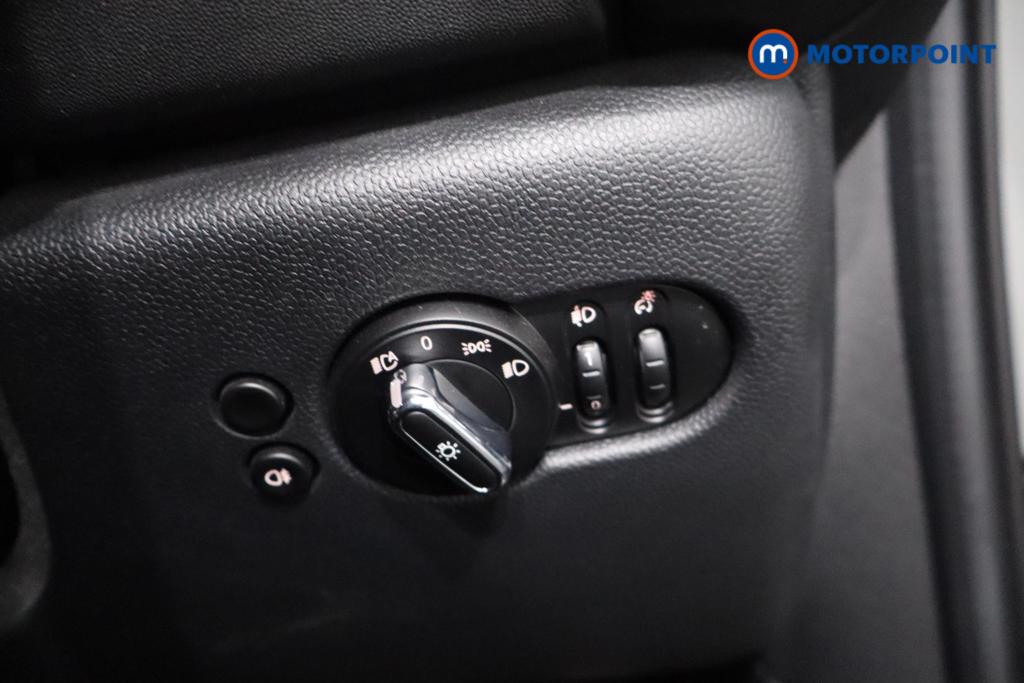 Mini Hatchback Cooper Classic Manual Petrol Hatchback - Stock Number (1620676) - 10th supplementary image