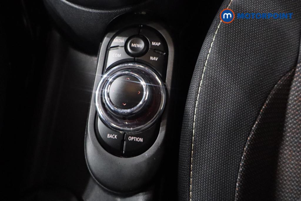 Mini Hatchback Cooper Classic Manual Petrol Hatchback - Stock Number (1620676) - 14th supplementary image