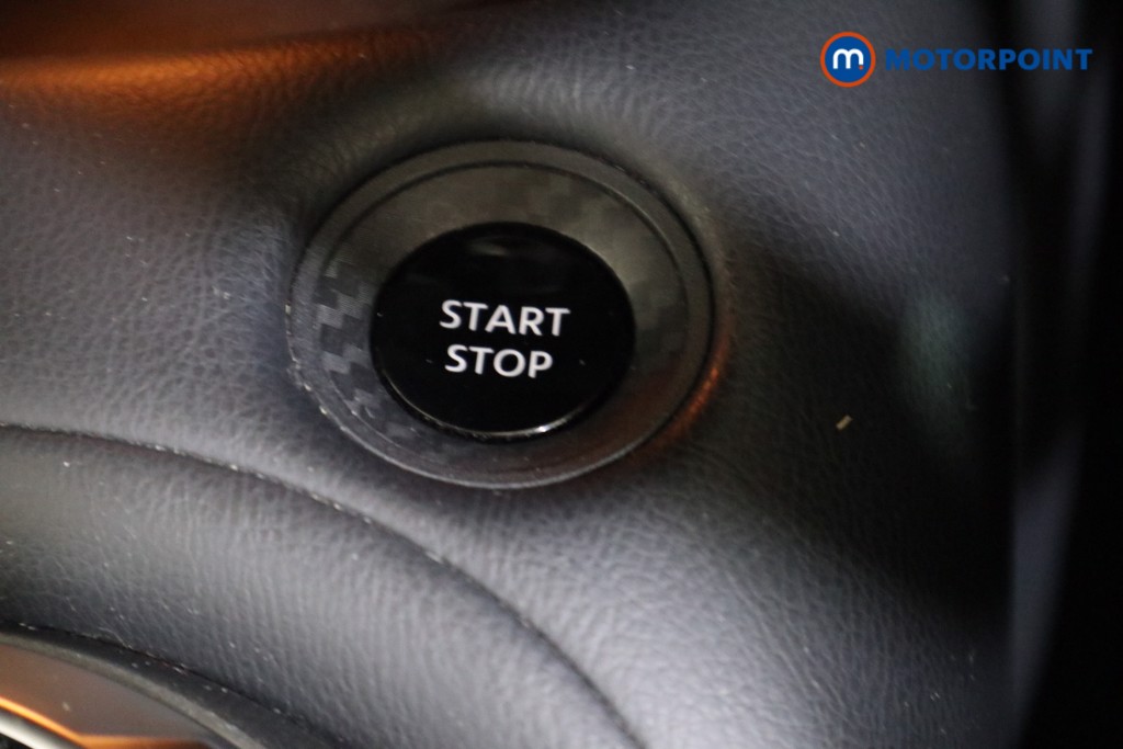 Nissan Juke N-Connecta Automatic Petrol-Electric Hybrid SUV - Stock Number (1620700) - 8th supplementary image