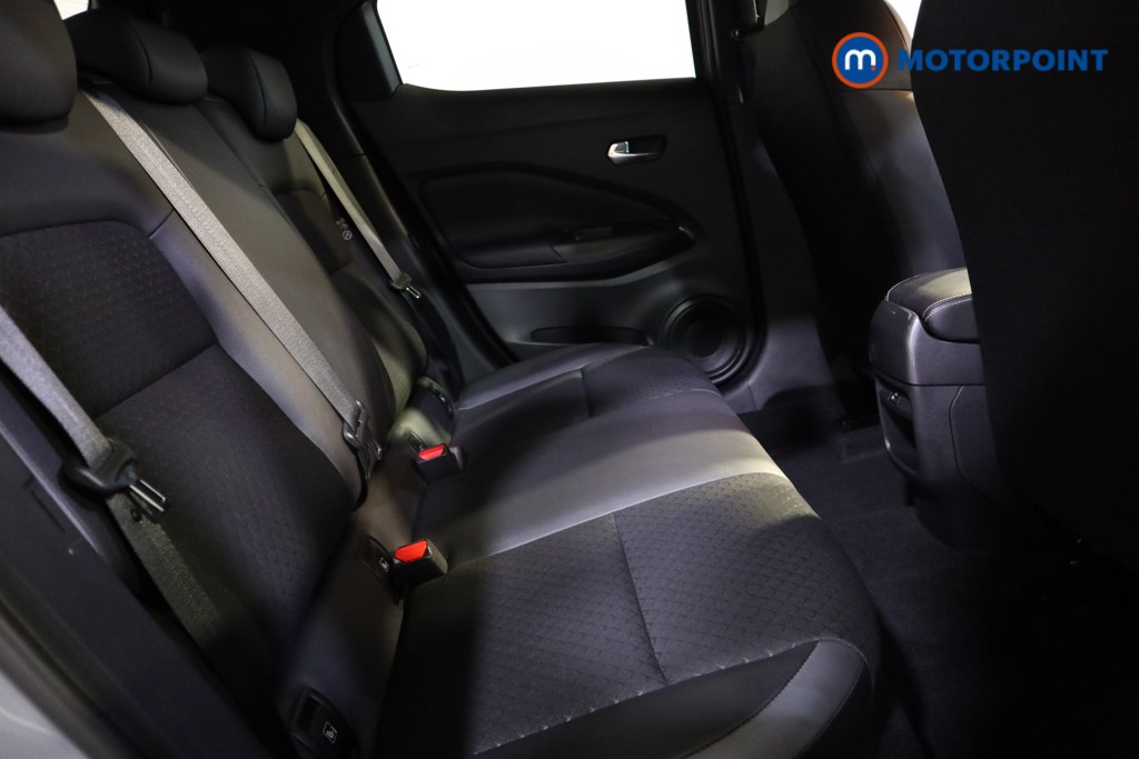 Nissan Juke N-Connecta Automatic Petrol-Electric Hybrid SUV - Stock Number (1620700) - 16th supplementary image