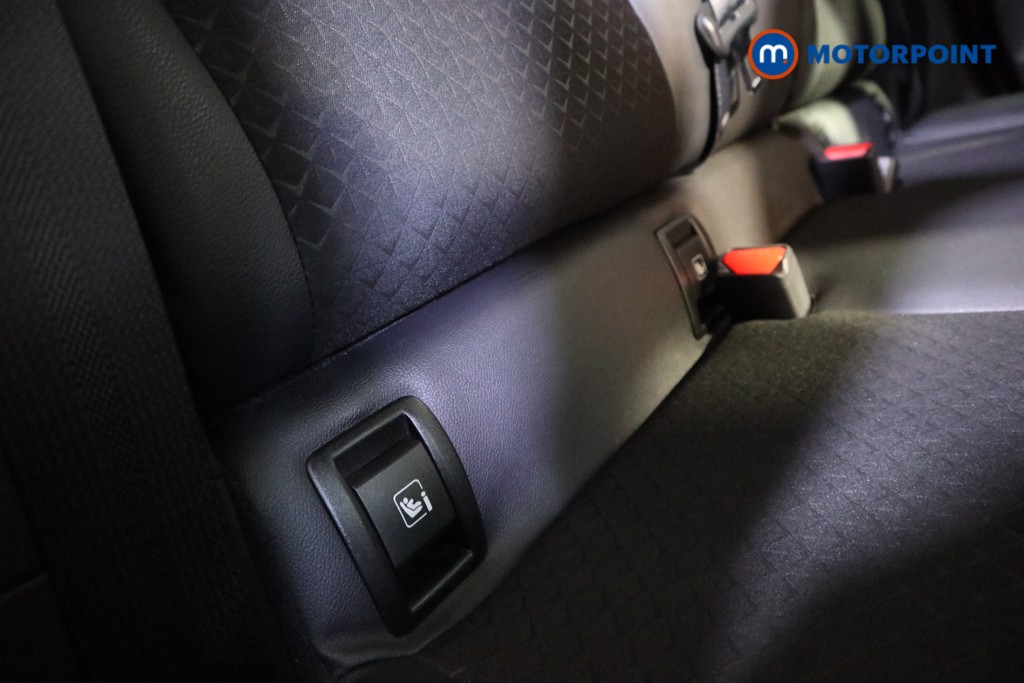 Nissan Juke N-Connecta Automatic Petrol-Electric Hybrid SUV - Stock Number (1620700) - 17th supplementary image