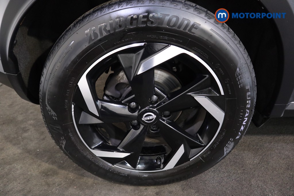 Nissan Juke N-Connecta Automatic Petrol-Electric Hybrid SUV - Stock Number (1620700) - 21st supplementary image
