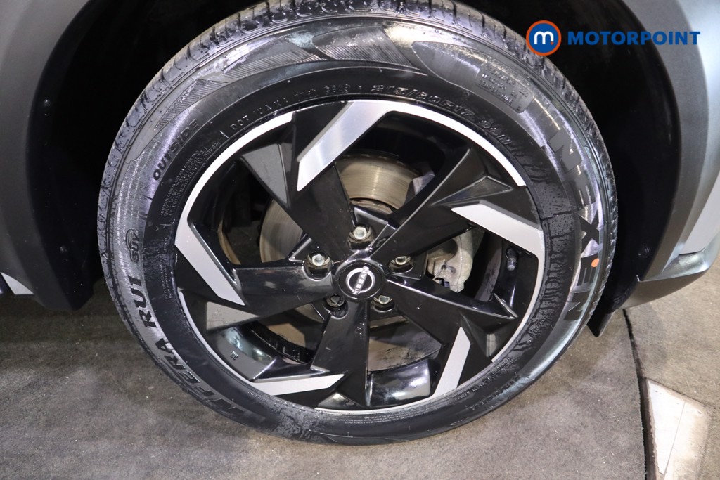 Nissan Juke N-Connecta Automatic Petrol-Electric Hybrid SUV - Stock Number (1620700) - 22nd supplementary image