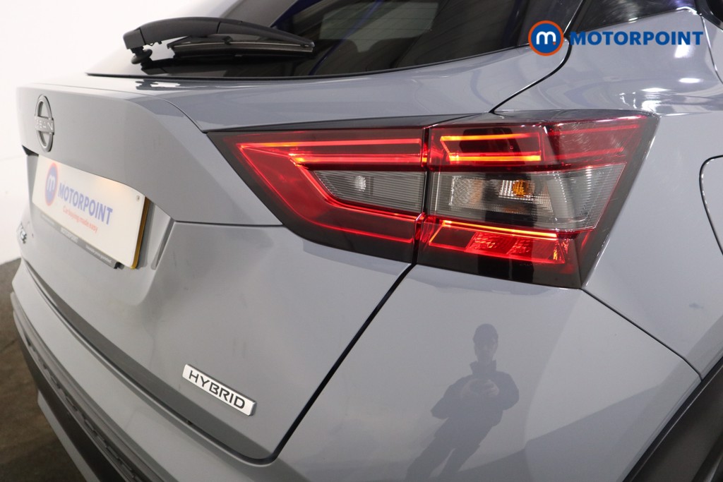 Nissan Juke N-Connecta Automatic Petrol-Electric Hybrid SUV - Stock Number (1620700) - 29th supplementary image