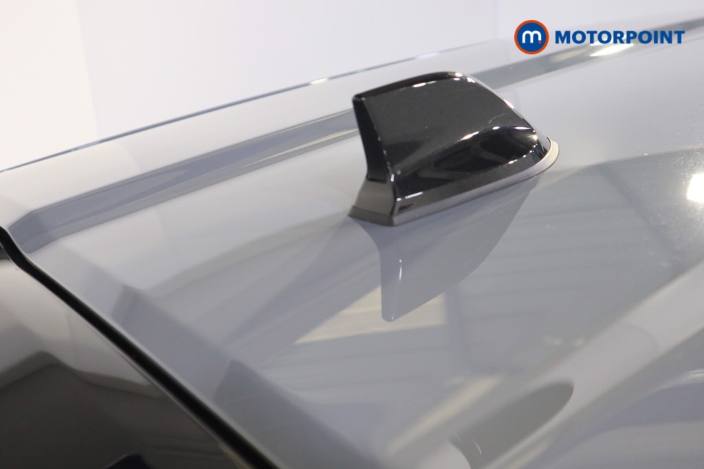 Nissan Juke N-Connecta Automatic Petrol-Electric Hybrid SUV - Stock Number (1620700) - 31st supplementary image