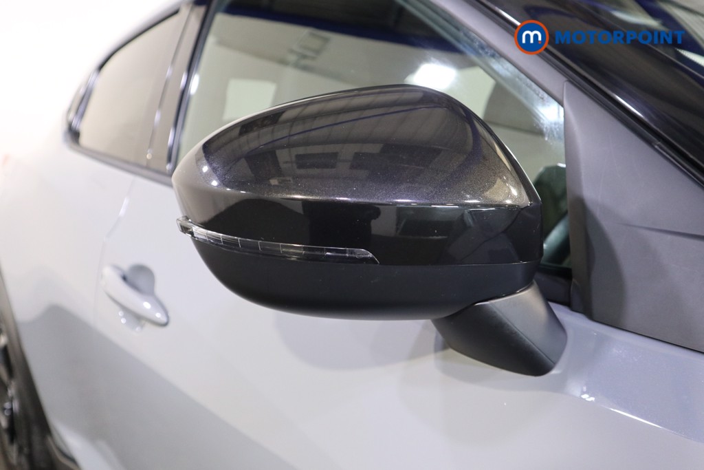 Nissan Juke N-Connecta Automatic Petrol-Electric Hybrid SUV - Stock Number (1620700) - 33rd supplementary image