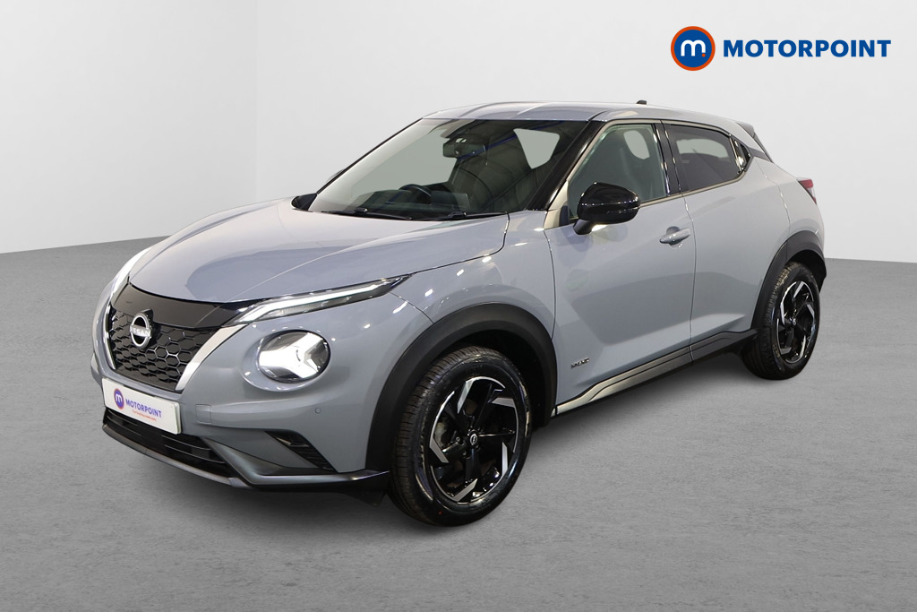 Nissan Juke N-Connecta Automatic Petrol-Electric Hybrid SUV - Stock Number (1620700) - Passenger side front corner