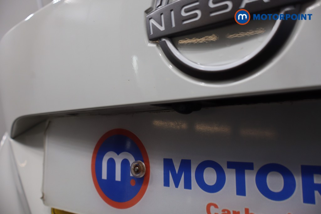 Nissan Juke Acenta Premium Manual Petrol SUV - Stock Number (1621200) - 34th supplementary image