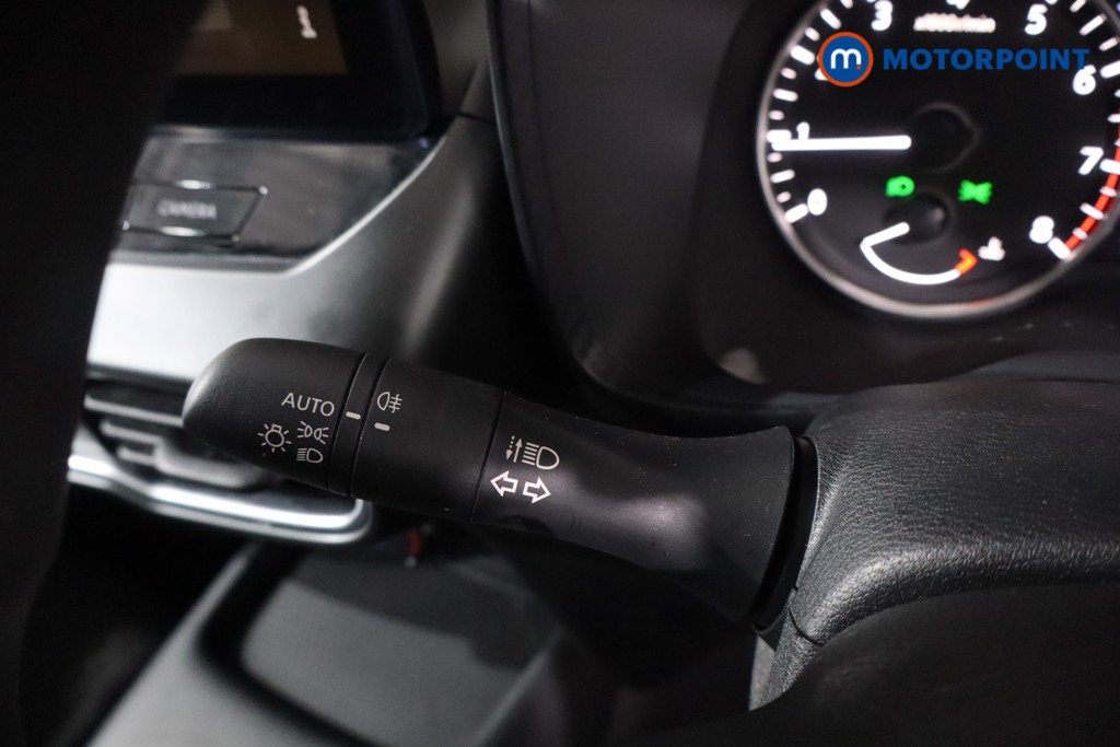 Nissan Juke Acenta Premium Manual Petrol SUV - Stock Number (1621201) - 14th supplementary image