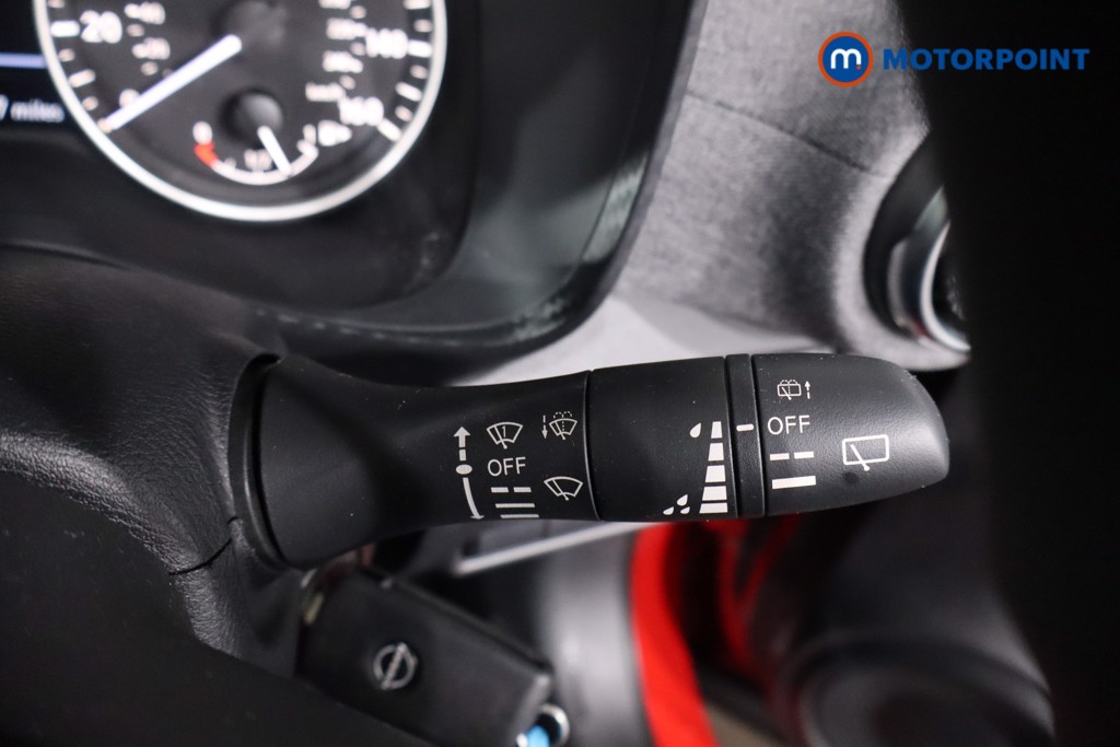 Nissan Juke Acenta Premium Manual Petrol SUV - Stock Number (1621201) - 15th supplementary image